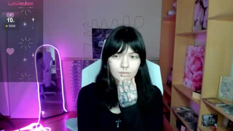 Emma online show from 02.22.26
