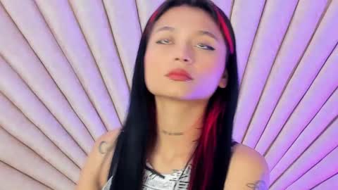           online show from 10.01.25