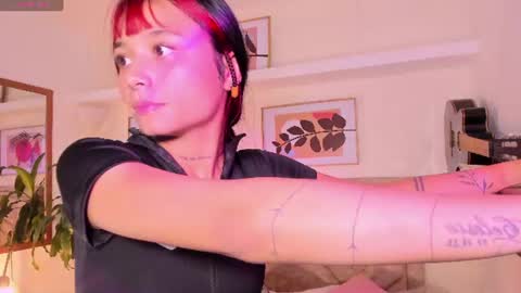 Snapshot of emmaduff_ chatting on 07.26.26 online show from 07.26.26