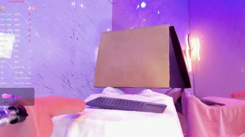 Snapshot of emmaduque chatting on 12.06.24 Emma Duque online show from 12.06.24