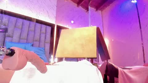 Snapshot of emmaduque chatting on 03.03.25 Emma Duque online show from 03.03.25