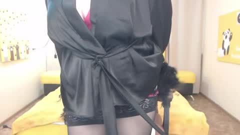 emmaellison924117 online show from 04.30.26