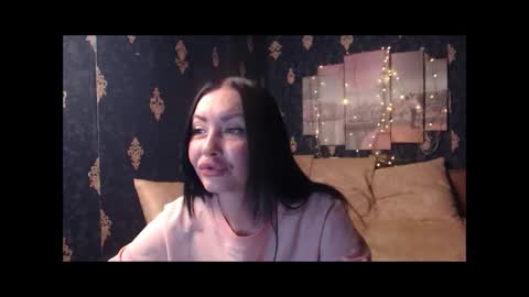 EmmaGoldX online show from 11.02.25