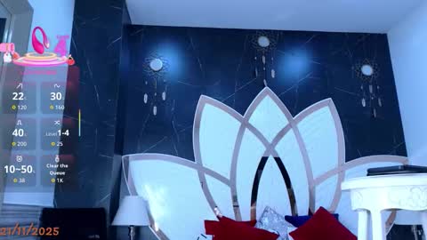 Emma online show from 11.22.25