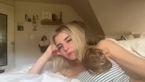 EmmaAngel online show from 11.05.25