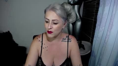 Emma online show from 04.13.26