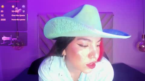 Emma online show from 10.31.25