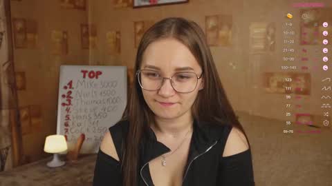 Mia online show from 02.12.25