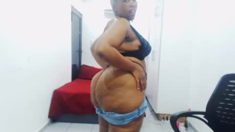 Emmy Lilly and Sam online show from 12.17.24