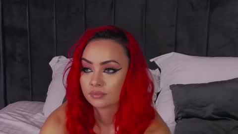 Snapshot of emmelyn_ chatting on 02.06.26 Emm online show from 02.06.26