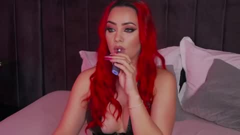 Snapshot of emmelyn_ chatting on 03.09.26 Emm online show from 03.09.26