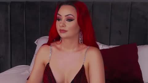 Snapshot of emmelyn_ chatting on 03.19.26 Emm online show from 03.19.26