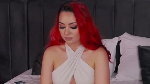 Snapshot of emmelyn_ chatting on 04.03.26 Emm online show from 04.03.26