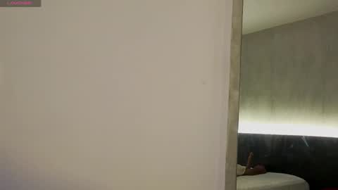 emmi_collins online show from 04.29.26