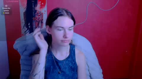 Snapshot of emmi_rossum chatting on 06.30.26 Emmi online show from 06.30.26