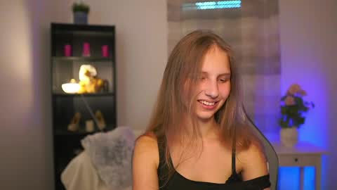 Emmie online show from 05.21.26