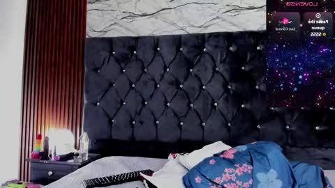 Snapshot of emmiily chatting on 12.11.24 Emely online show from 12.11.24