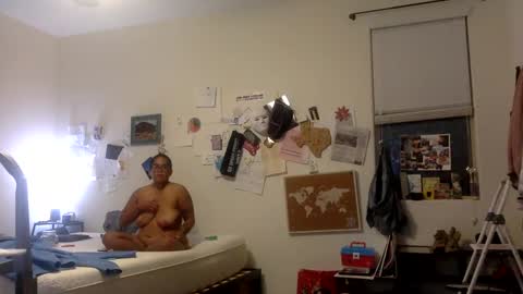 Emms online show from 02.20.25