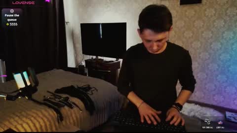 Snapshot of emveeboy96 chatting on 03.14.26 emveeboy96 online show from 03.14.26