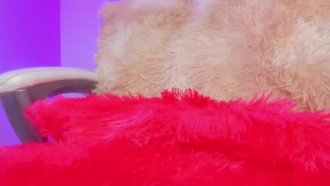 Snapshot of emy_colee chatting on 01.25.25 Emy online show from 01.25.25