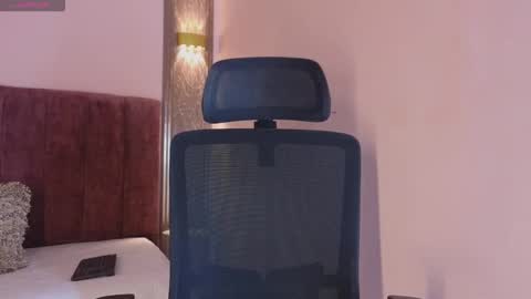 Emy online show from 02.08.26