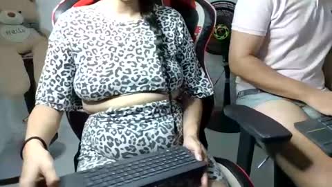 Snapshot of emy_sweet_jack chatting on 09.18.25 Jack And Emily online show from 09.18.25