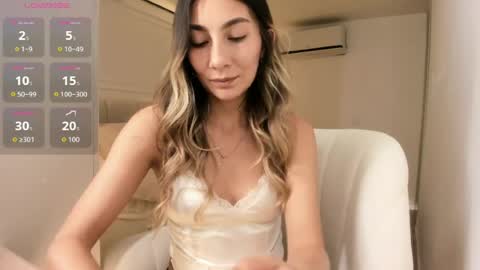 emyconneer online show from 04.12.26