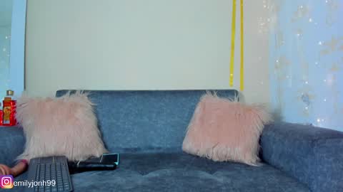 EMYLY  online show from 01.17.25