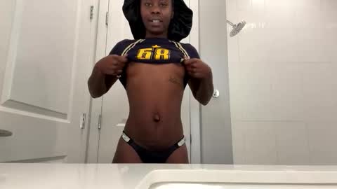 Snapshot of enchantressanon chatting on 02.05.26 Enchantress online show from 02.05.26