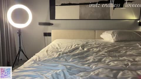 Snapshot of endlessmia chatting on 01.31.26 Mia online show from 01.31.26