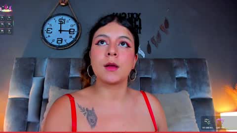 Snapshot of engelstone_ chatting on 02.13.25 E N G E L online show from 02.13.25