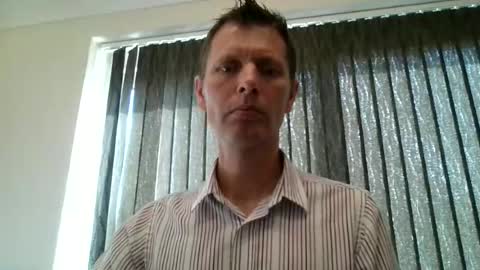 EnglishGuy183 online show from 06.16.26