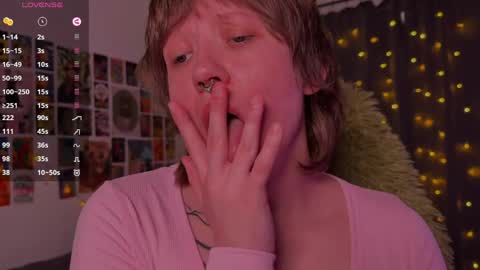 Snapshot of enjoyce chatting on 04.14.26 Joyce online show from 04.14.26