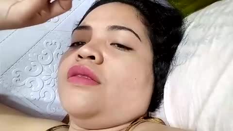 Snapshot of enna29 chatting on 12.08.24 bustybaby30 online show from 12.08.24