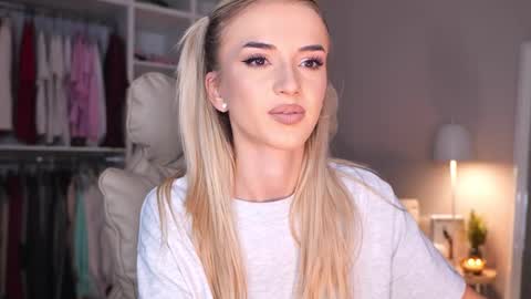 entya online show from 10.13.25