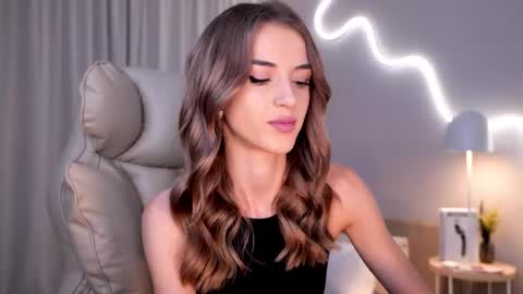 entya online show from 10.17.25