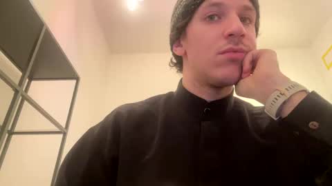 Snapshot of enzyme_ chatting on 01.21.25 enzyme_ online show from 01.21.25