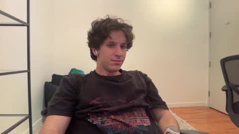 Snapshot of enzyme_ chatting on 01.24.25 enzyme_ online show from 01.24.25