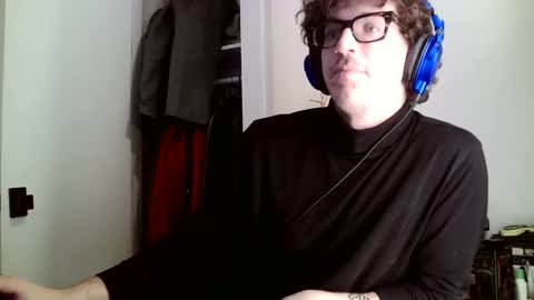 Snapshot of enzyme_ chatting on 02.04.25 enzyme_ online show from 02.04.25