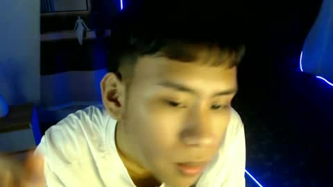 Snapshot of eouae chatting on 07.04.26 ask me online show from 07.04.26