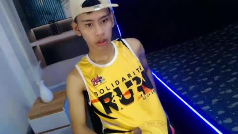 Snapshot of eouae chatting on 07.26.26 ask me online show from 07.26.26