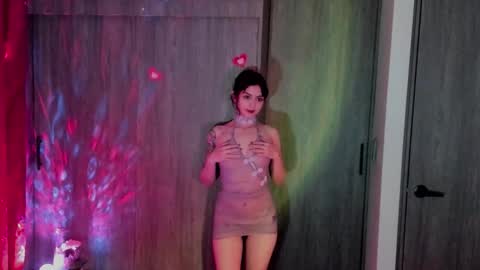 Snapshot of ephemeral_hot chatting on 02.07.26 Leyla online show from 02.07.26