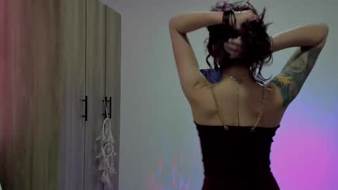 Snapshot of ephemeral_hot chatting on 03.12.26 Leyla online show from 03.12.26