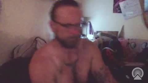 Snapshot of epictriggz chatting on 05.23.26 slutcouple online show from 05.23.26