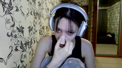 Lucy NEXT STREAM January 5 HNY  online show from 04.04.26