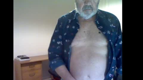 erasmus_d online show from 12.01.25