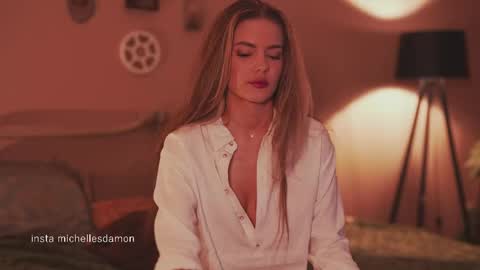 Ana Marie online show from 04.20.26