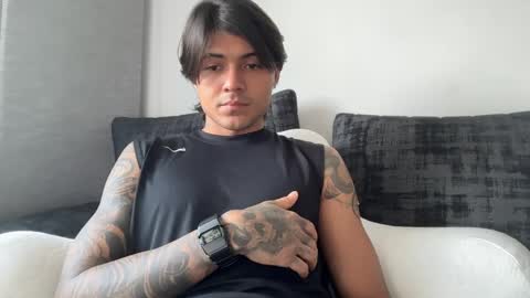 Tht BOSS Eren online show from 04.02.26