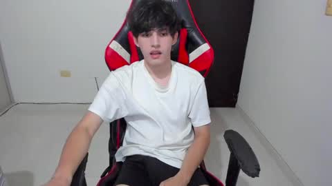 eren_tatakae online show from 04.10.26