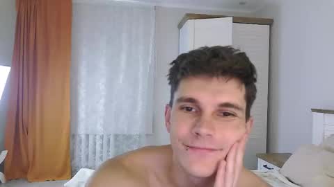 Snapshot of eric_crush chatting on 09.23.25 Eric Crush online show from 09.23.25
